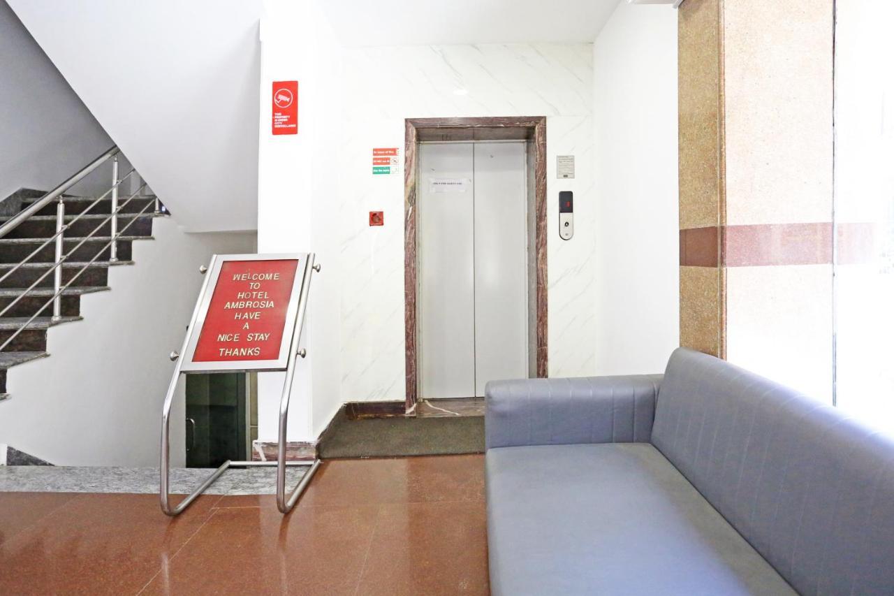 Hotel Ambrosia - A Boutique Hotel นิวเดลี ภายนอก รูปภาพ