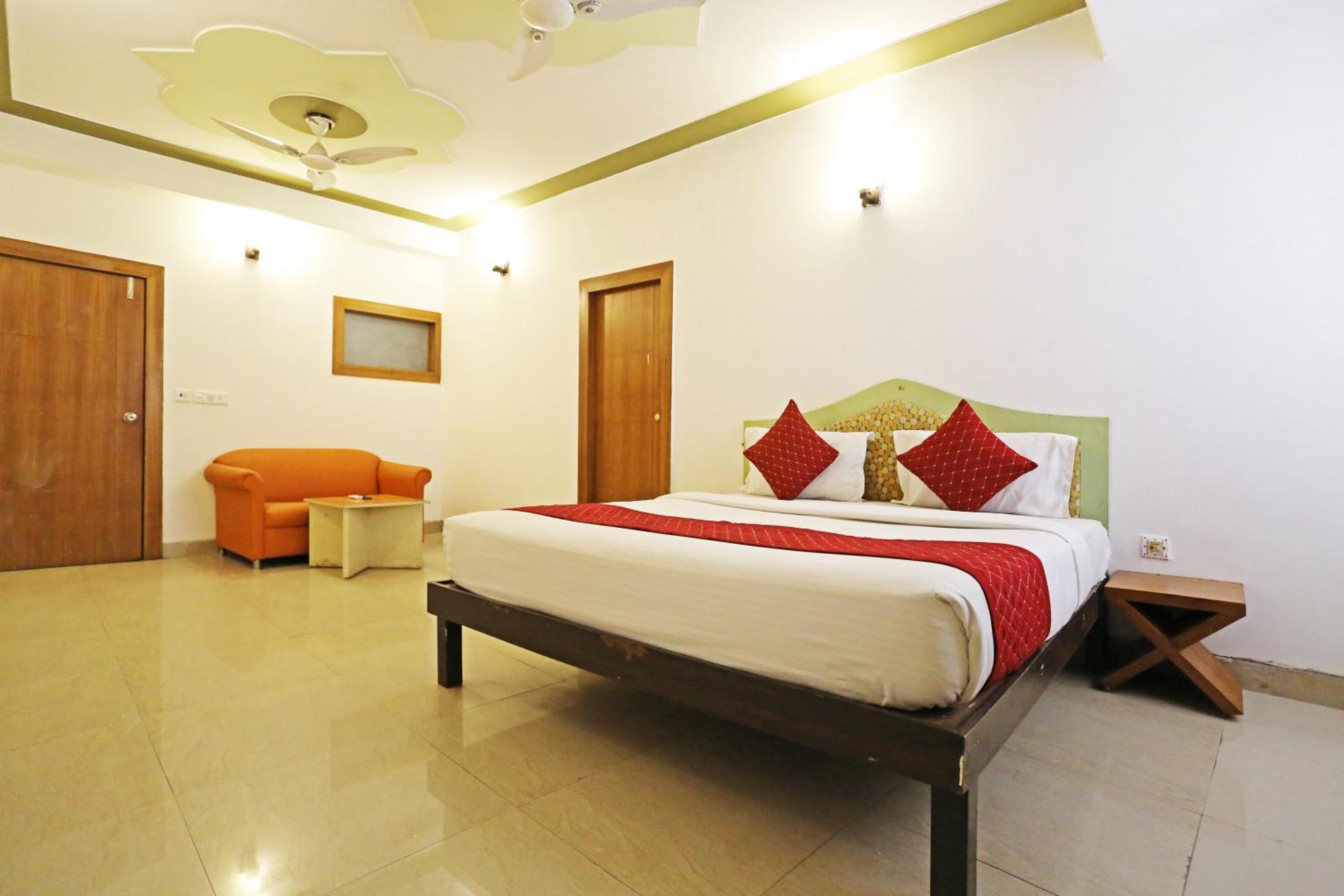 Hotel Ambrosia - A Boutique Hotel นิวเดลี ภายนอก รูปภาพ