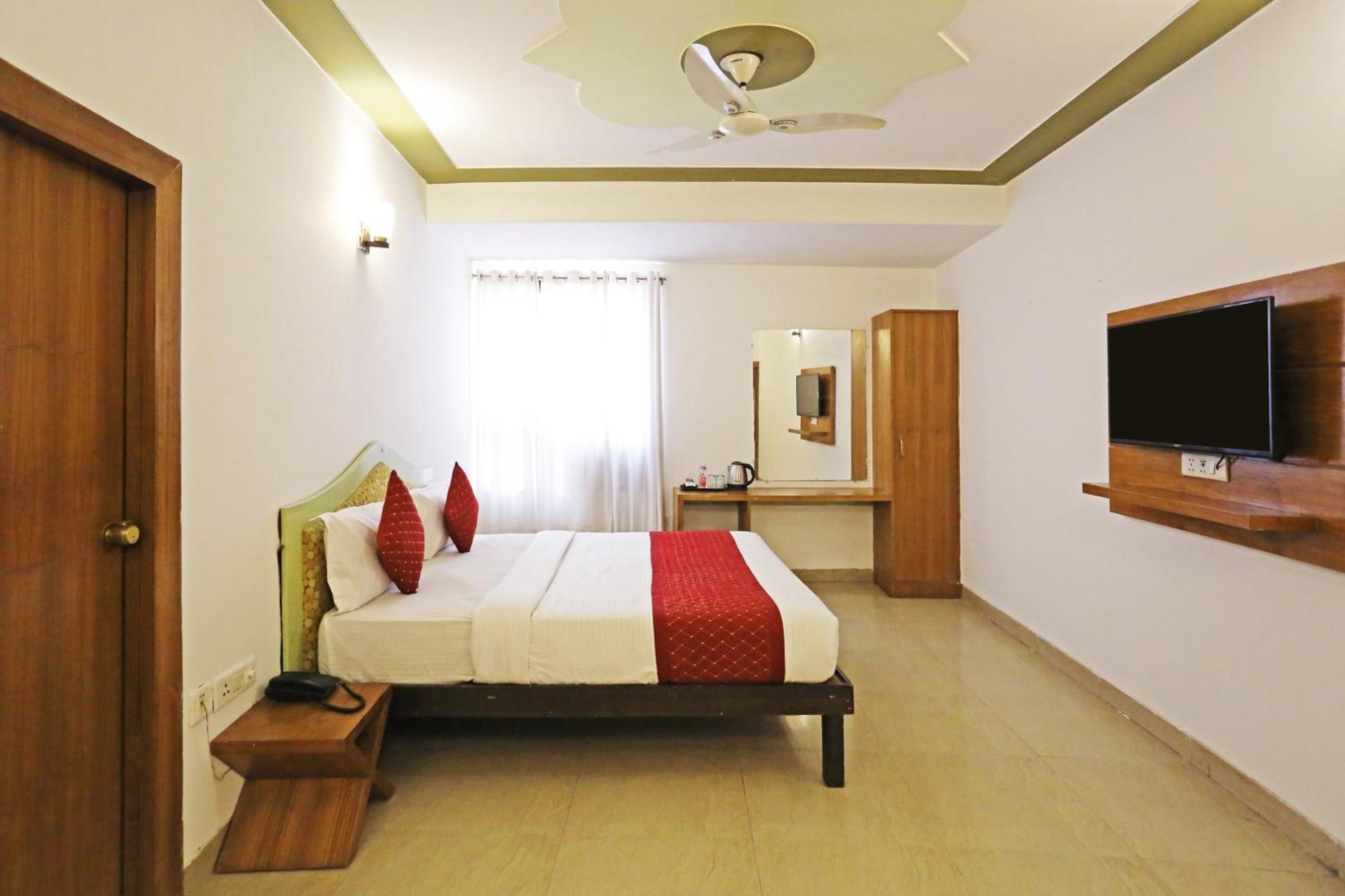 Hotel Ambrosia - A Boutique Hotel นิวเดลี ภายนอก รูปภาพ
